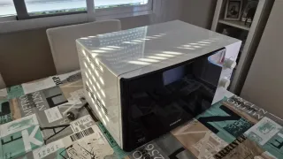 Microondas Samsung Blanco GE711K