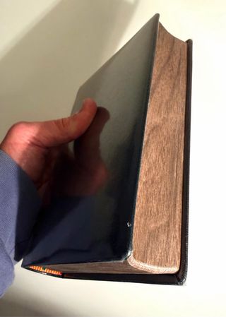 Lote 2 Biblias Católicas