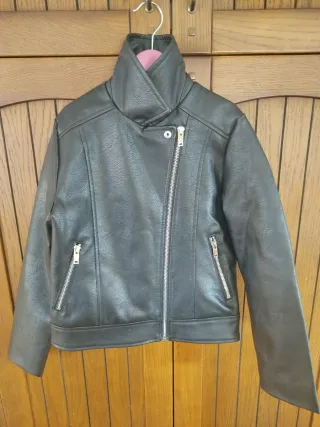 Chaqueta cuero niña Kiabi 10 años