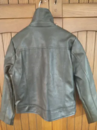 Chaqueta cuero niña Kiabi 10 años