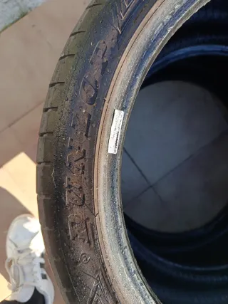 Neumáticos 225/40ZR18  92Y Seminuevos