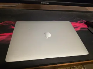 Apple MacBook Air M1