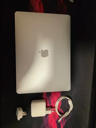 Apple MacBook Air M1