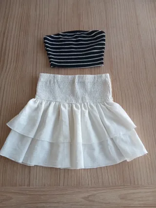 Minifalda y top.