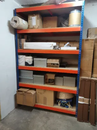 Estanterías industriales metal y madera