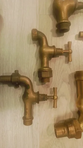 Lote 5 Grifos Latón Antiguos