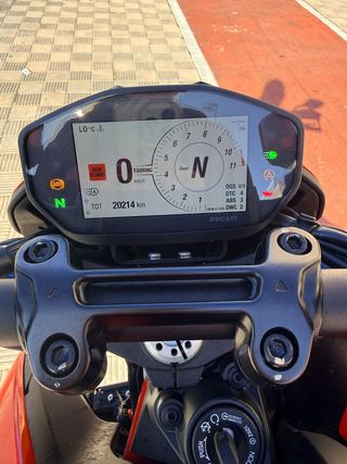 DUCATI HYPERMOTARD 950 SP