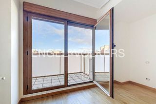 Piso en alquiler en Montecarmelo en Madrid