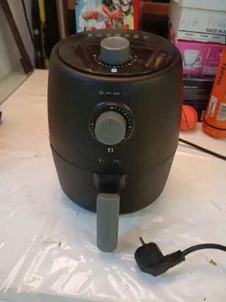 Freidora de aire negra