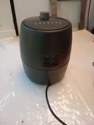 Freidora de aire negra