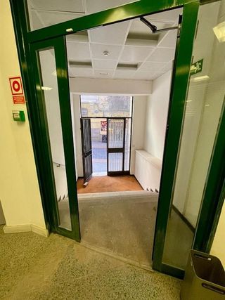 Local comercial en alquiler en Cortes - Huertas en Madrid