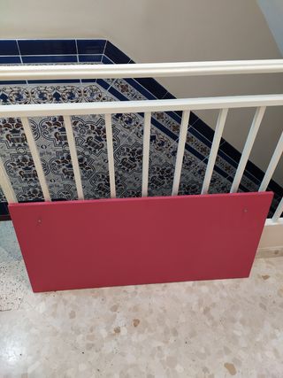 Cabecero para cama de 90 para  niña en rosa.