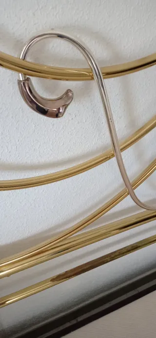 Dormitorio completo: cama, somier y mesitas