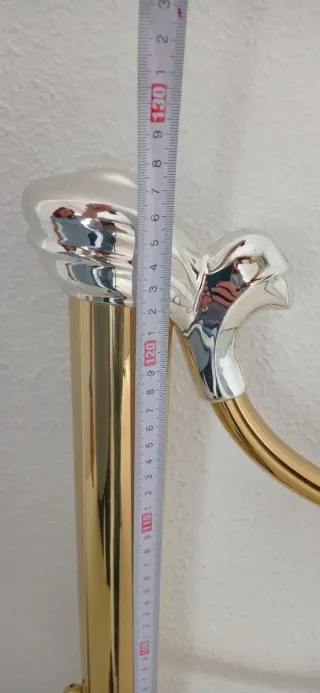 Dormitorio completo: cama, somier y mesitas