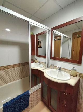 Piso en alquiler en Hermanos Falcó - Sepulcro Bolera en Albacete