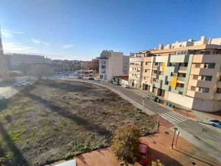 Piso en alquiler en Hermanos Falcó - Sepulcro Bolera en Albacete