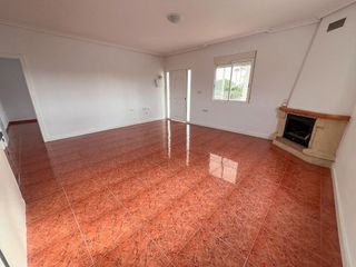 Chalet en venta en Dolores