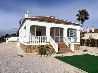 Chalet en venta en Dolores