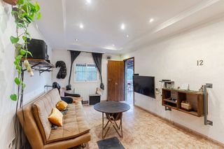 Chalet en venta en Molins de Rei