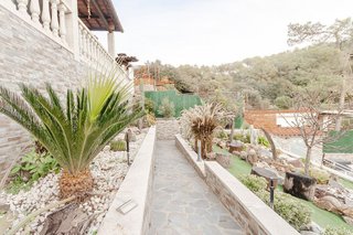 Chalet en venta en Molins de Rei