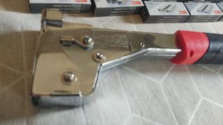 Grapadora de Martillo Powerfix Profi