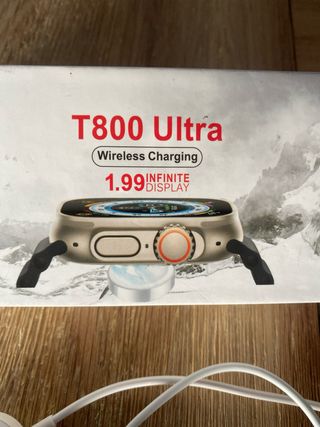 Reloj T800 Ultra Smartwatch Dorado y Blanco