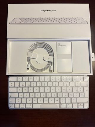 Teclado inalámbrico Apple Magic Keyboard NUEVO