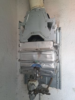 fontanero calefactor tecnico de calderas y gas