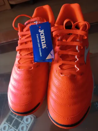 Zapatillas fútbol sala Joma N.42 NUNCA USADAS