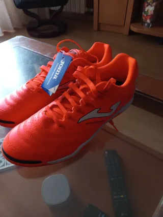 Zapatillas fútbol sala Joma N.42 NUNCA USADAS