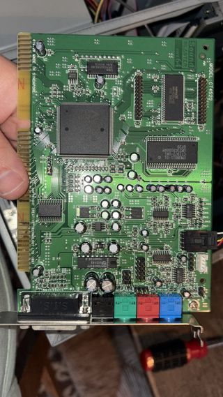 Antiguo pc pentium mmx