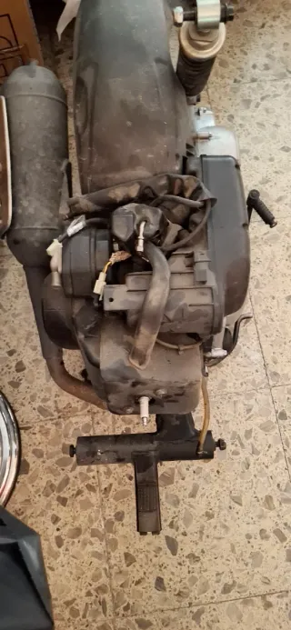 Despiece Aprilia SR Motard