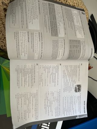 Libro English File B1.