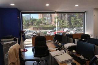 Local comercial en alquiler en Santa Cristina - San Rafael en Málaga