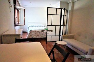 Estudio en alquiler en Zona Teatro Campoamor en Oviedo