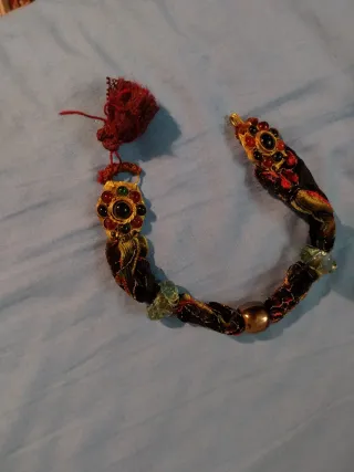 Bracciale boho chic velluto e pietre