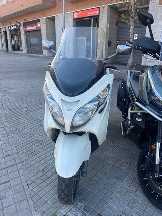 Suzuki Burgman 400 (2007-2008)