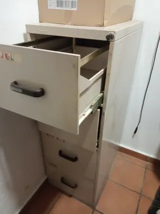 Mueble archivador 4 cajones con cerradura