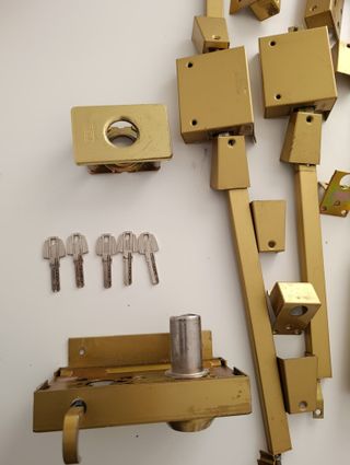 Cerradura TESA seguridad 5 puntos