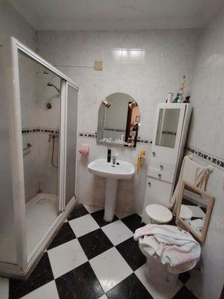 Casa adosada en venta en Brenes