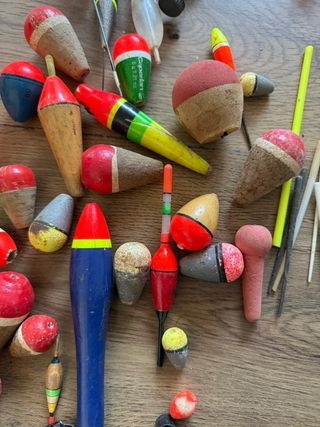 Lote de artículos de pesca