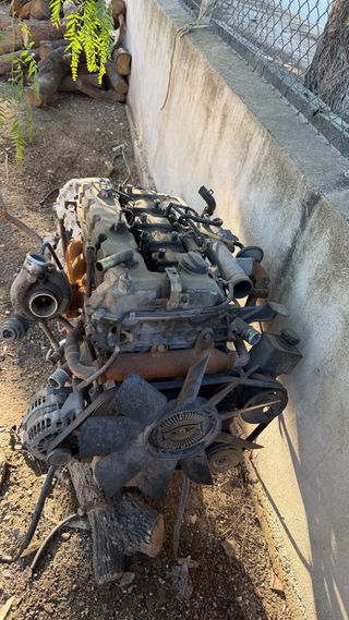 Motor de coche con transmisión