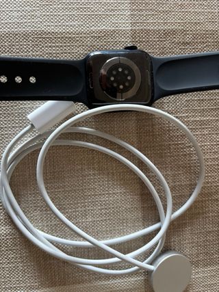Apple Watch Series 8 Nero + Caricatore
