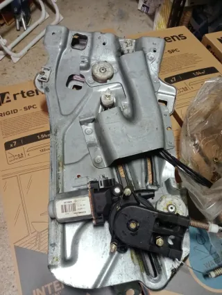 Motor elevalunas Peugeot 307 Delantero Derecho