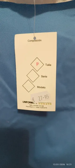 Casaca sanitaria azul y blanca