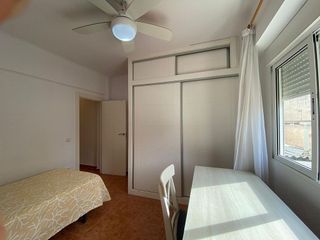 Piso en alquiler en Ciudad Jardín - Tagarete - El Zapillo en Almería