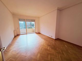 Piso en alquiler en Zona Avenida Europa en Pozuelo de Alarcón