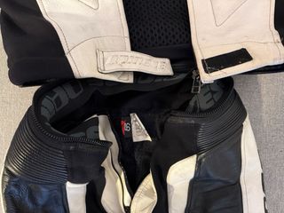 Mono Dainese Talla 46