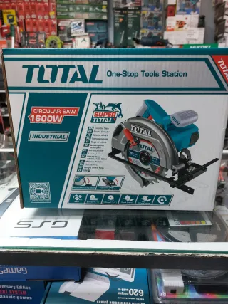 Sierra circular total profesional 1600w