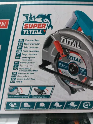 Sierra circular total profesional 1600w